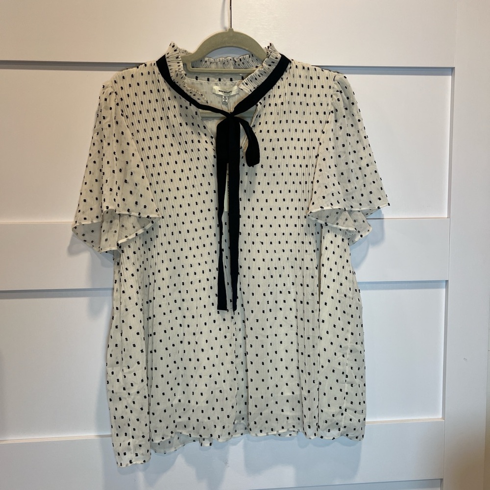 Max Studio Size XL crème  Swiss Polka Dot Tie-Neck Blouse NWT